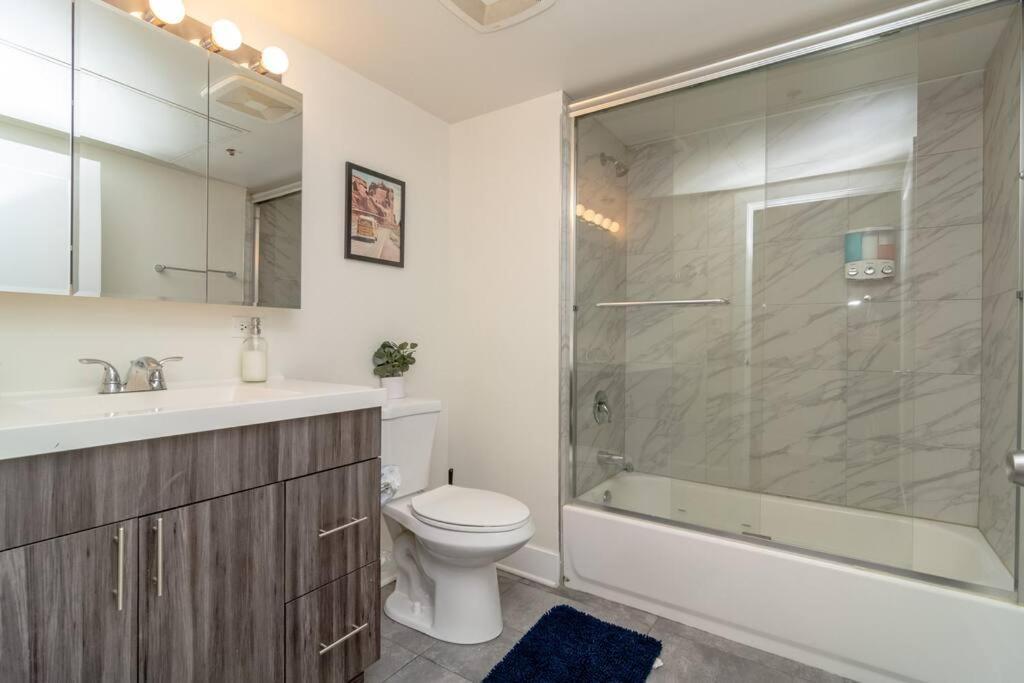 Mccormick Place Beautiful 2Br Apartment With Optional Parking Sleeps Up To 8 Near Soldier Field, Grant Park And Lakefront Trail Chicago Zewnętrze zdjęcie